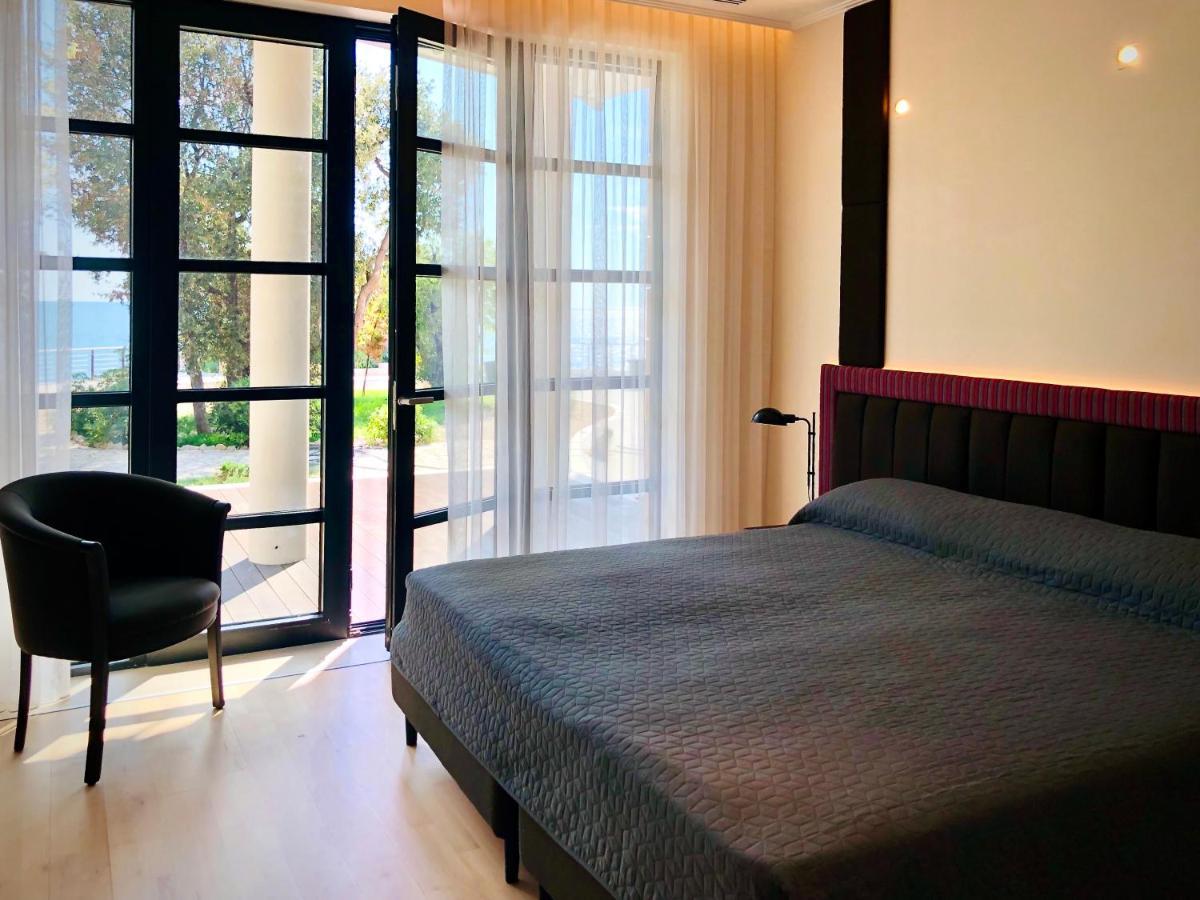 Continuum Apartamento Ulcinj Exterior foto